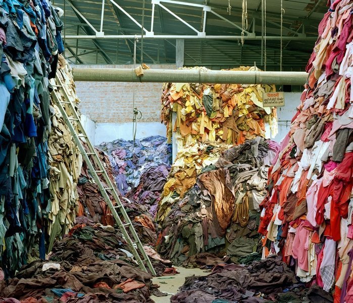 Circuito de experiencias en torno al residuo textil y su impacto socioambiental.
